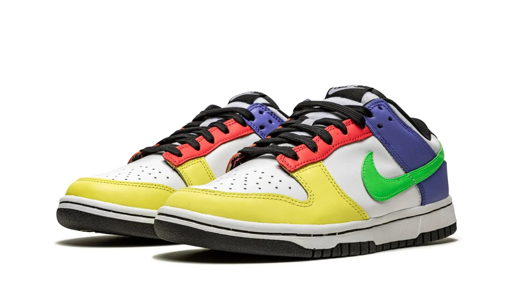 NIKE DUNK LOW GREEN STRIKE (W)