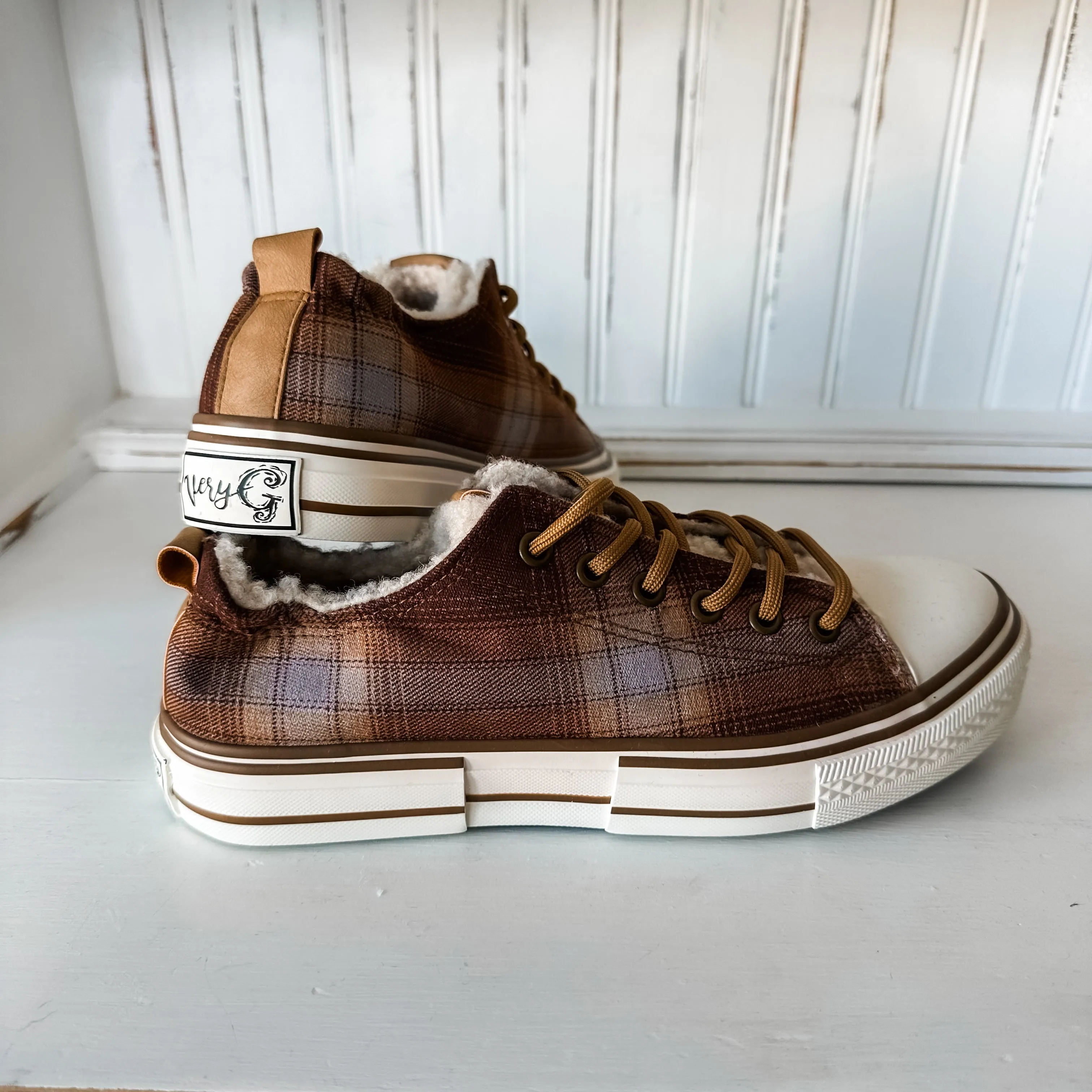 Soli Sneaker - Plaid